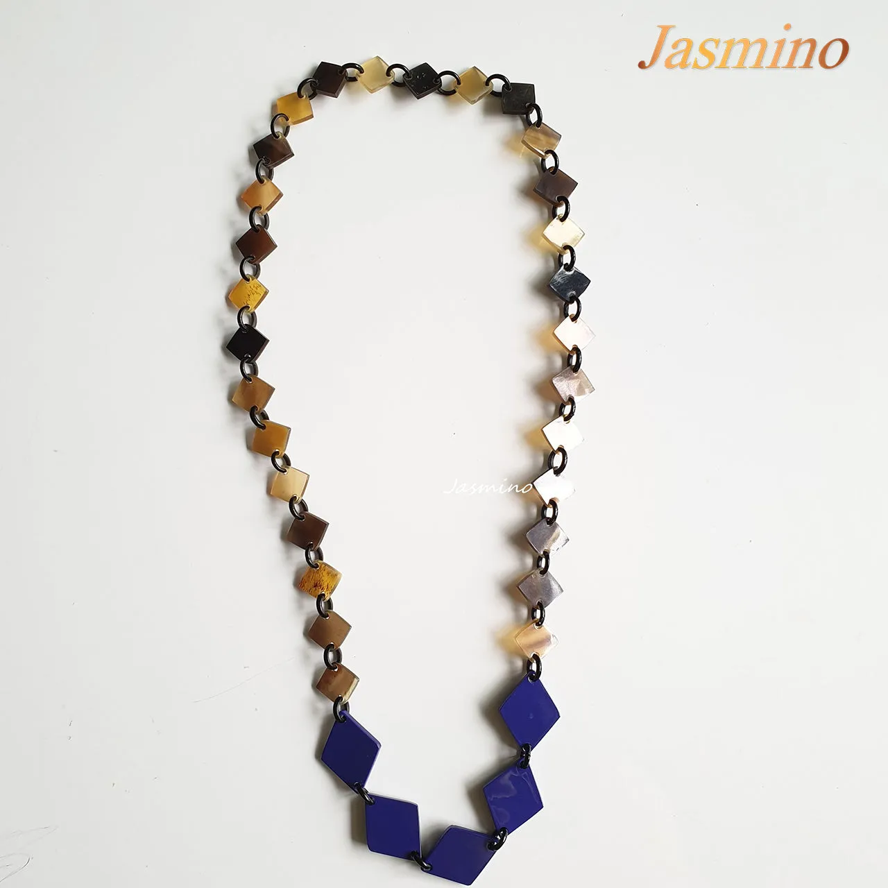Charming Buffalo Horn Necklace J17585, Made by Natural Material