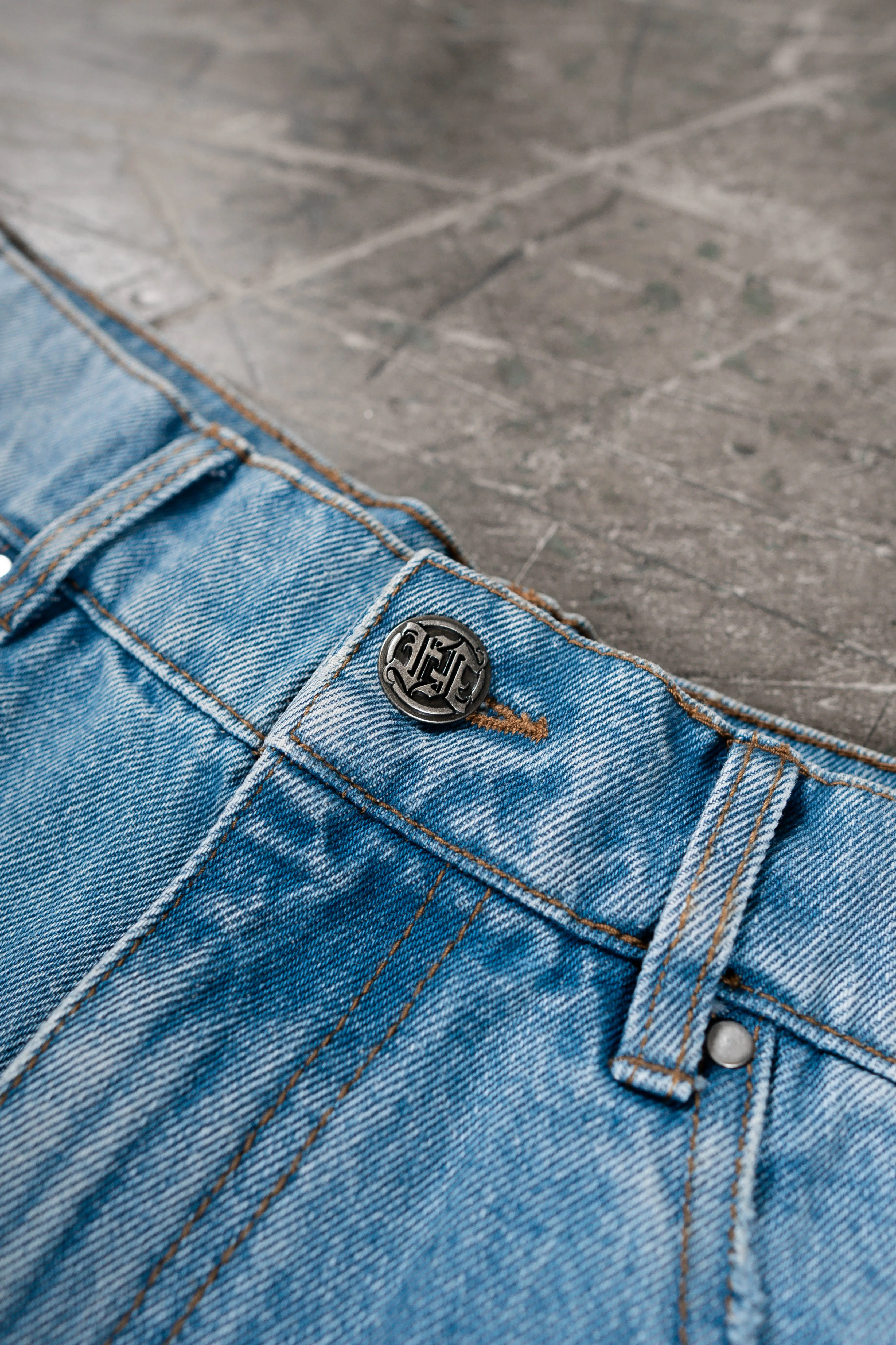 FAVELA FAVELA EMBROIDERY LIGHT BLUE DENIM